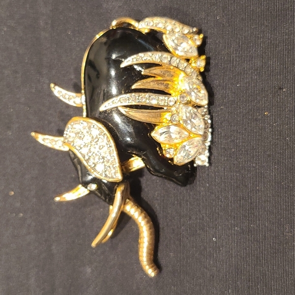Jewelry - Vintage Hattie Carnegie Unsigned Elephant Brooch